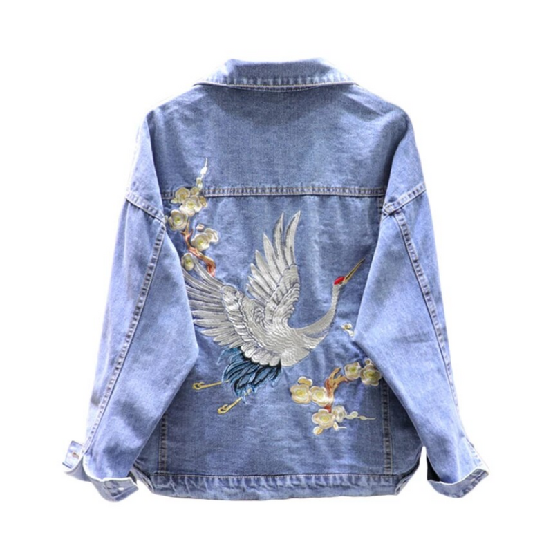 Damska kurtka jeansowa z ozdobnymi plecami-Bombardina.pl