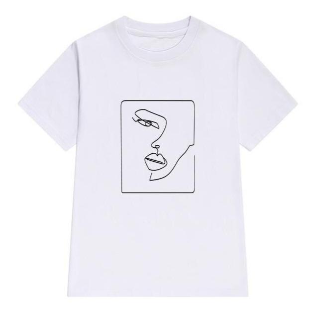 Koszulka T-shirt damska z minimalistycznym nadrukiem-Bombardina.pl