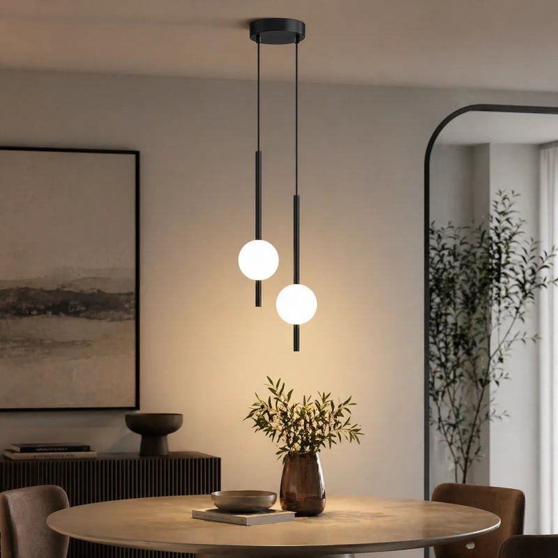 Nowoczesna lampa wisząca LED z kloszem kulistym