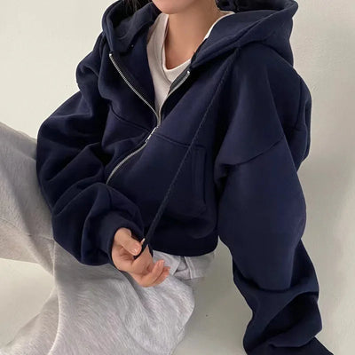 Bluza damska crop z kapturem – stylowa i klasyczna