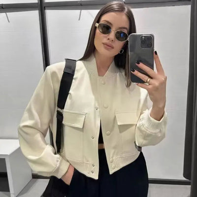 Stylowa kurtka oversize damska typu bajsbolówka