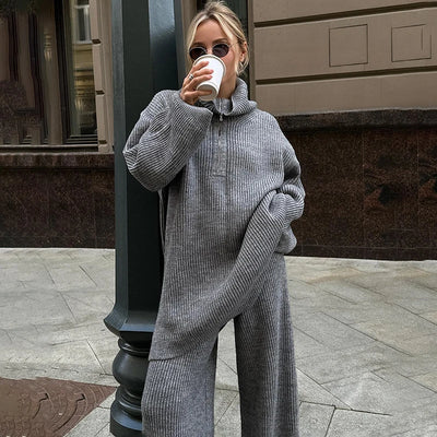 Komplet dzianinowy damski sweter oversize z kołnierzem i szerokie spodnie