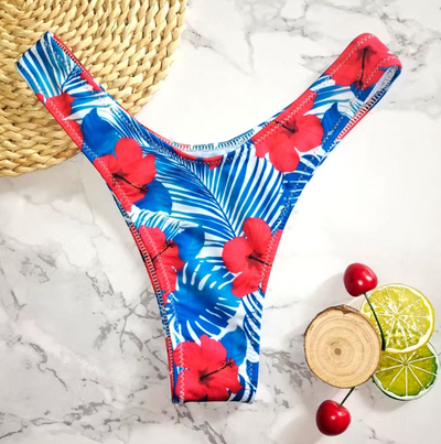 Figi od bikini z tropikalnym wzorem