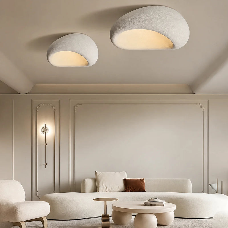 Lampa sufitowa LED w stylu wabi-sabi o organicznym kształcie