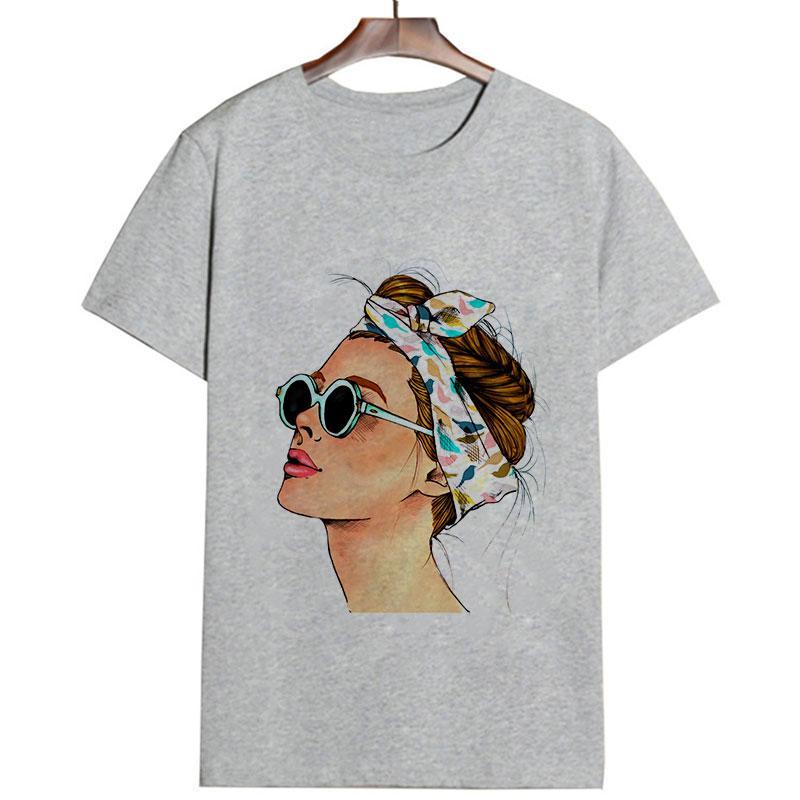 Koszulka T-shirt damska z motywem kobiety-Bombardina.pl